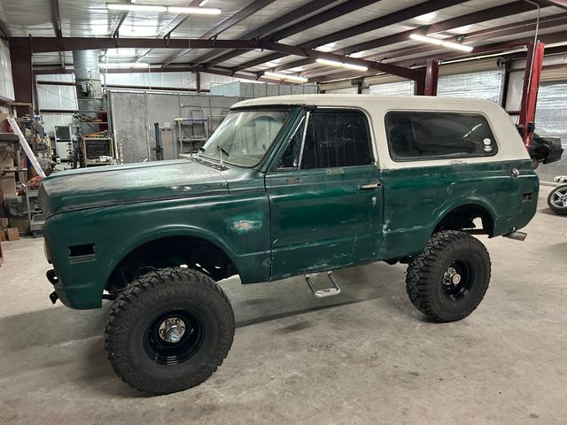 Lefty's Auto Crafters Shop